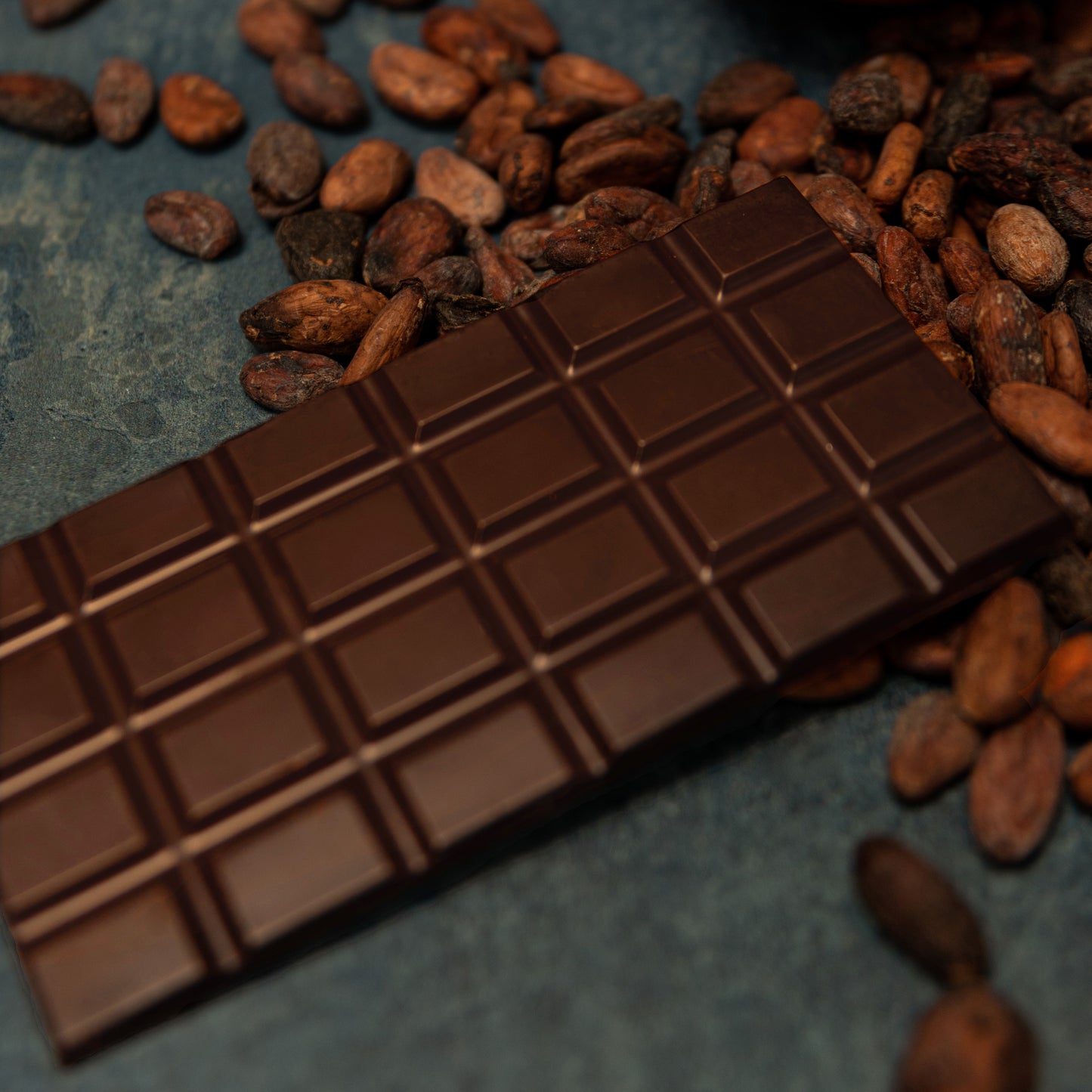 58% Sur del Lago  with Roasted Cacao Nibs.